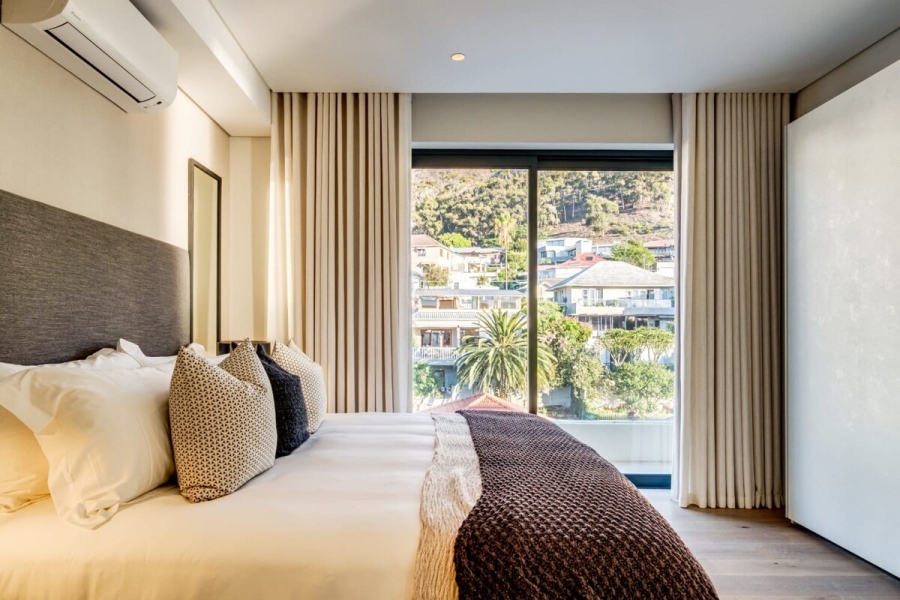 To Let 3 Bedroom Property for Rent in Sea Point Western Cape